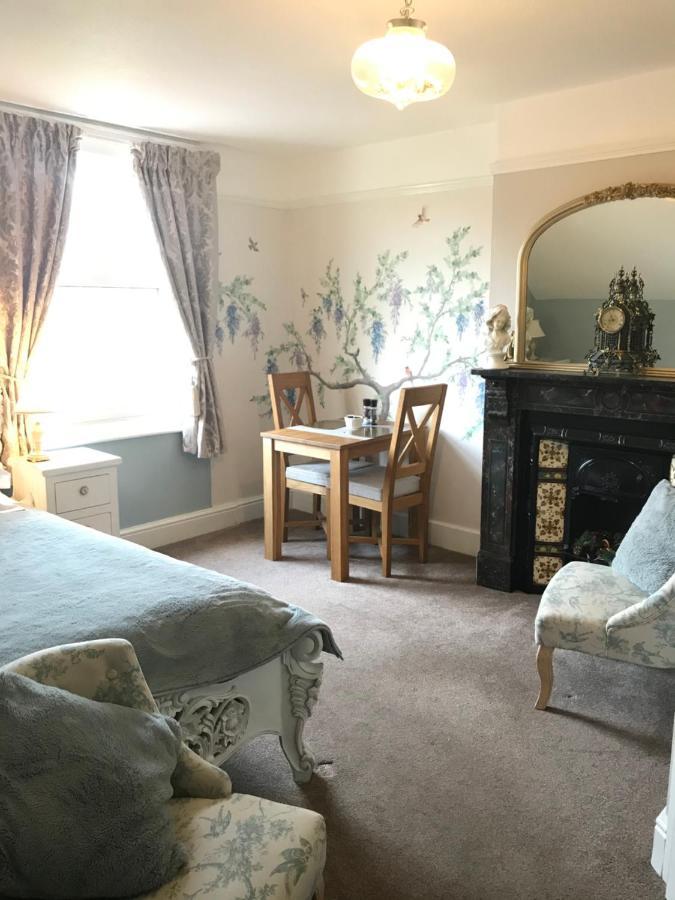 Anchorage House Hotel Уитби Екстериор снимка