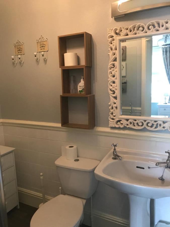 Anchorage House Hotel Уитби Екстериор снимка